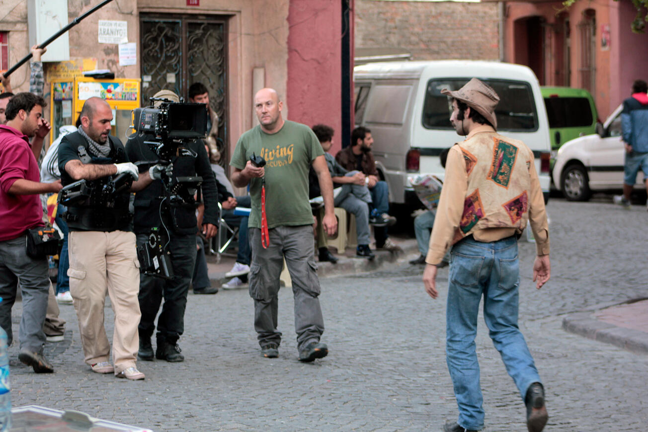 Freelance international Steadicam owner-operator and cinematographer with 20+ years of experience. Specializing in high-end feature films, commercials, and documentaries for global crews in Europe and the Middle East.